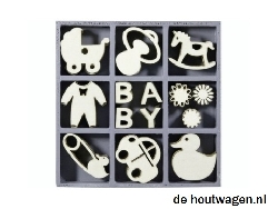 houten ornamenten baby