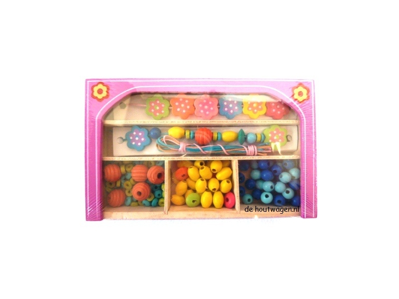 De Houtwagen | houten kralen in roze kistje | houten kralenset  | € 6,95