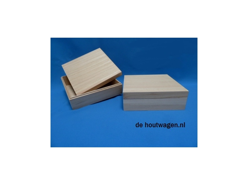 De Houtwagen | houten kist vierkant met losse deksel 21 x 21 x 7 cm. | houten kisten vierkant | € 5,50 De Houtwagen | houten kist vierkant met losse deksel 21 x 21 x 7 cm. | houten kisten vierkant | € 5,50