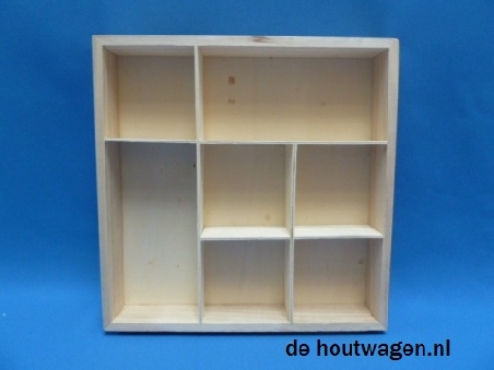 De Houtwagen | letterbak vierkant met 7 vakken 26 x 26 x 4 | letterbakken | € 13,50