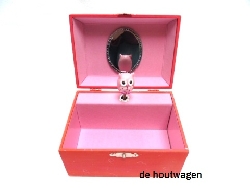De Houtwagen | muziek en sieradendoosje poes | muziekdoosjes | € 22,50