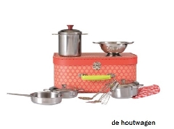 speelgoed pannenset met vergiet in rode koffer