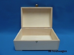 De Houtwagen | houten schatkist 26 x 17 x 12 | houten kisten overige vormen | € 39,95
