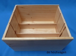 De Houtwagen | kist met schuifdeksel dikwandig 36 x 32 x 20 | wijnkisten | € 26,50