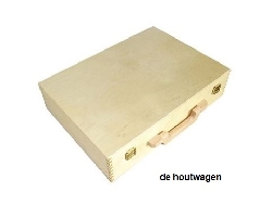 De Houtwagen | koffer nr. 2 gelakt | houten koffers | € 38,00