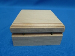 De Houtwagen | kistje klein 9 x 9 x 5 | houten kisten vierkant | € 3,95