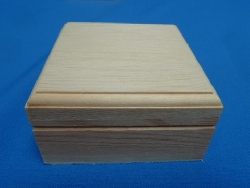 De Houtwagen | kistje klein 9 x 9 x 5 | houten kisten vierkant | € 3,95