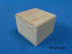 De Houtwagen | kubus kistje 9 x 9 x 7 | houten kisten vierkant | € 7,50