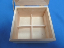 De Houtwagen | sieradenkistje met spiegel en etage | houten kastjes | € 14,95
