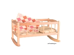 houten poppenwieg met patchwork dekentje