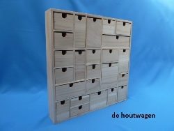 De Houtwagen | Houten Letterbak voorzien van 24  bakjes | 40 × 40 cm | letterbakken | € 47,50