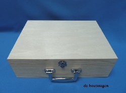 De Houtwagen | koffer naaldhout 34 x 25 x 10 | houten koffers | € 18,50
