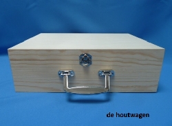 De Houtwagen | koffer naaldhout 34 x 25 x 10 | houten koffers | € 18,50