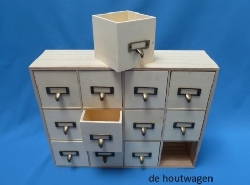 kastje met 12 bakjes metaal greep-1
