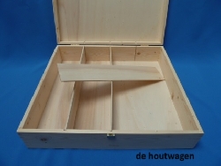 kist met 4 uitneembare vakken-0