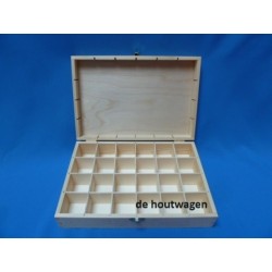 De Houtwagen | houten kist met 24 vakken grenen | houten kisten met vakverdeling | € 11,50