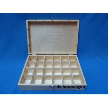 De Houtwagen | houten kist met 24 vakken grenen | houten kisten met vakverdeling | € 11,50