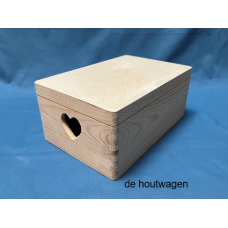 De Houtwagen | opbergkist met hartvormige grepen 30 x 20 x 13 cm. | houten opbergkisten | € 17,50