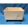 De Houtwagen | Houten Krat met Zwenkwielen 40 × 30 × 22 cm – Verrijdbare Opberg- en Speelgoedkist | houten kratten | € 29,95