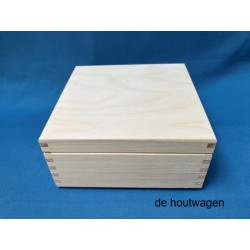 De Houtwagen | kist grenen 17.5 x 17.5 x 8 cm. | houten kisten vierkant | € 8,95