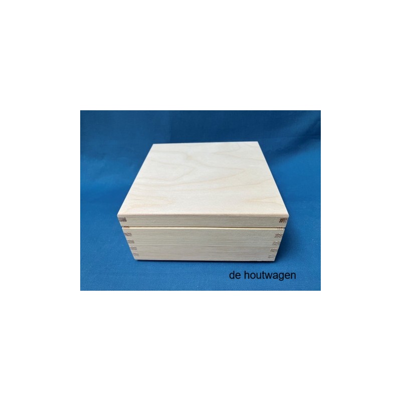 De Houtwagen | kist grenen 17.5 x 17.5 x 8 cm. | houten kisten vierkant | € 8,95