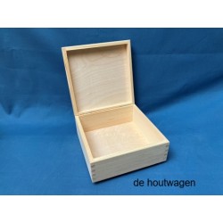 De Houtwagen | kist grenen 17.5 x 17.5 x 8 cm. | houten kisten vierkant | € 8,95