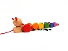 De Houtwagen | houten trekfiguur rupsje | stokroller- trekfiguur  | € 15,95
